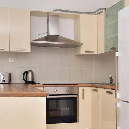 Sunshine Apartment Макарска Экстерьер фото