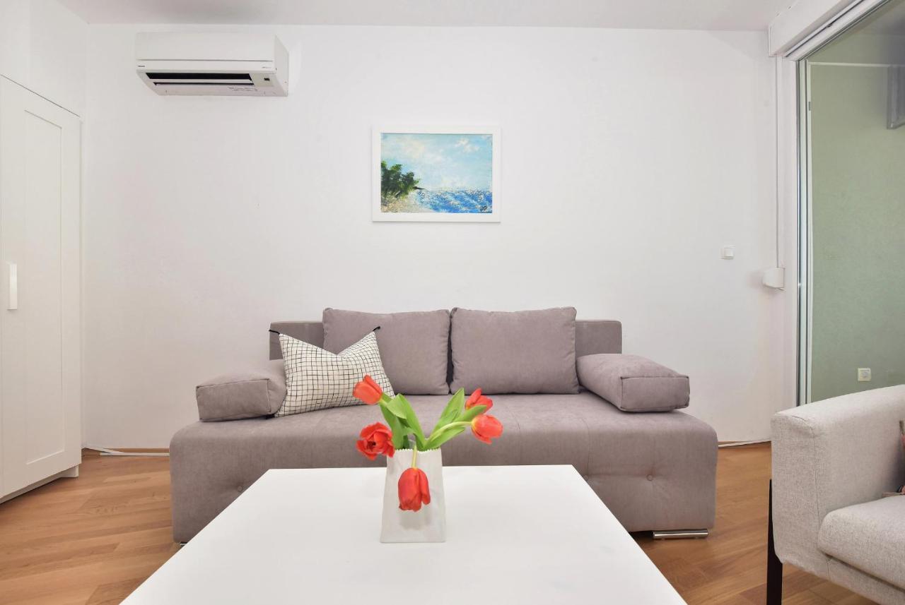 Sunshine Apartment Макарска Экстерьер фото