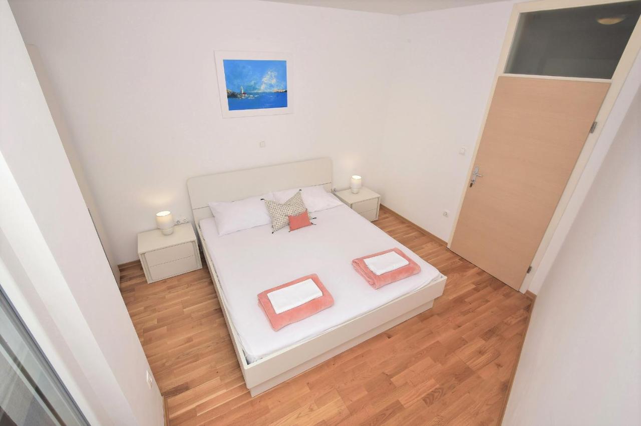 Sunshine Apartment Макарска Экстерьер фото